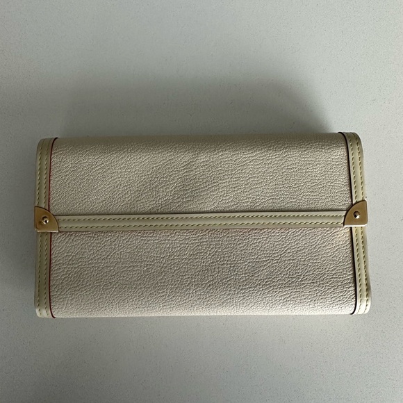 Louis Vuitton Suhali Leather Porte Tresor International Trifold Wallet - Picture 3 of 6